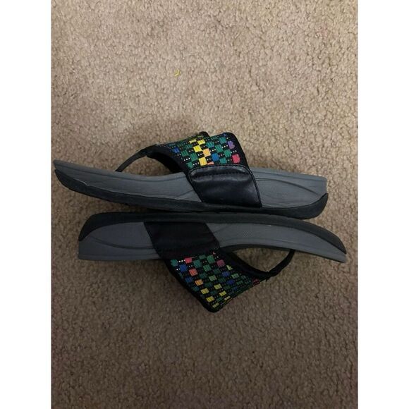 Baretraps Women's "Dasie" Multicolor Textile Thong Sandals Size 6.5M - Picture 5 of 6